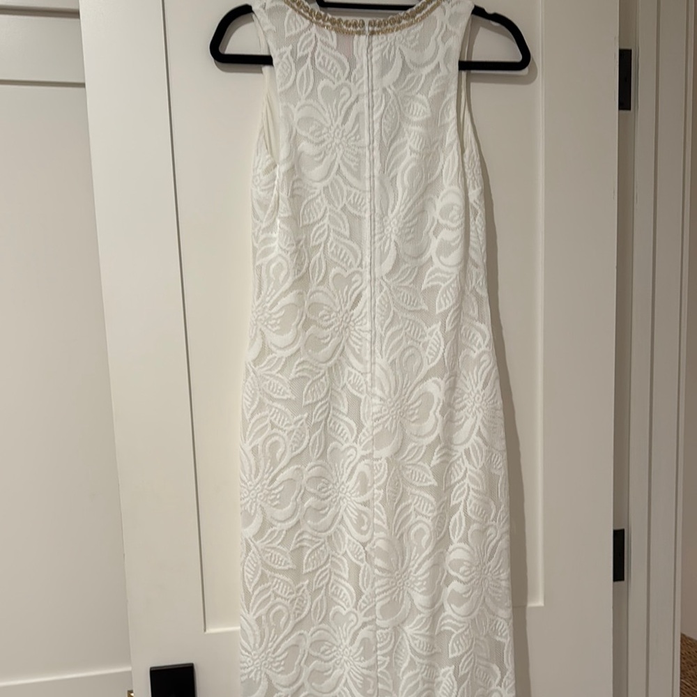 Elegant White and Gold Embroidered Dress - Picture 4 of 6